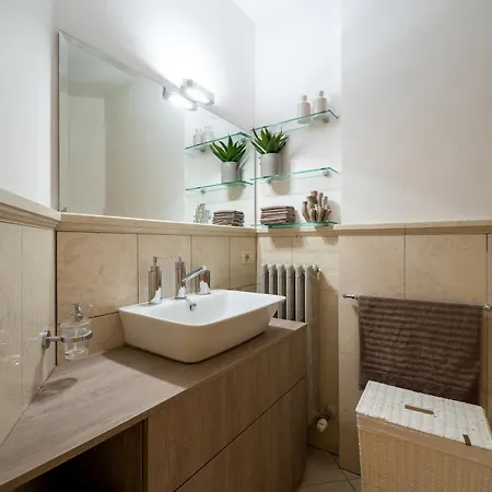Limonaia Dei Dogi Entire 7br With Private Pool & Garda View *