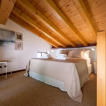 Limonaia Dei Dogi Entire 7br With Private Pool & Garda View